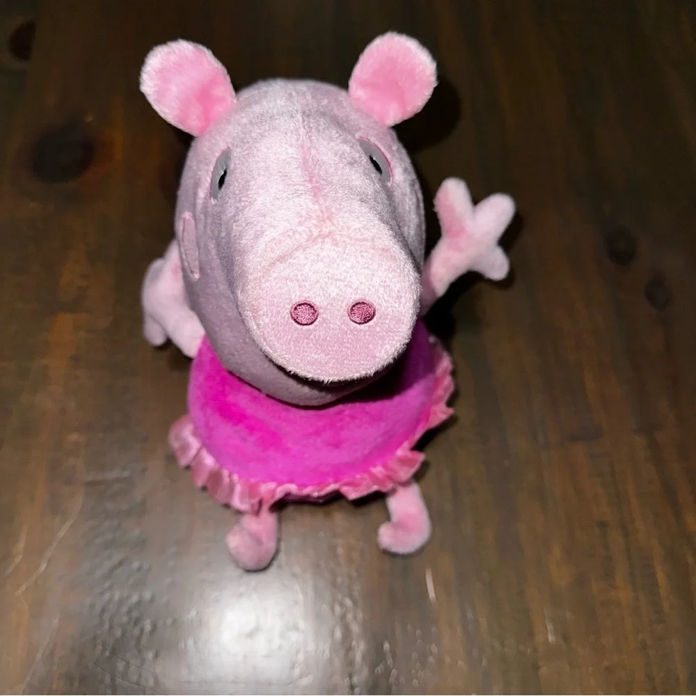 Peppa Pig Pink Dress Stuffed Plush Animal Doll 12” Hasbro 2023 EUC